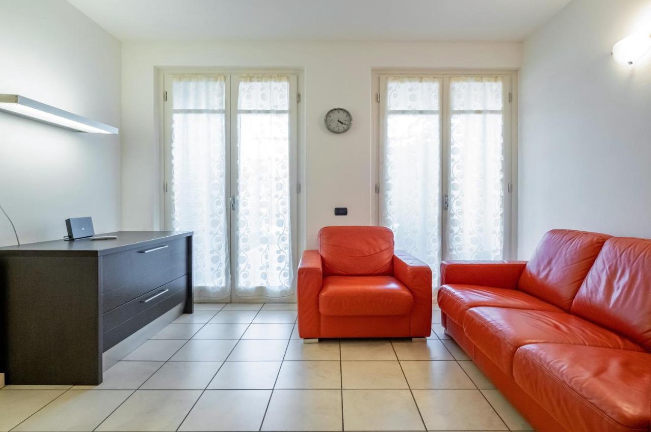 Appartement Piana Di Solaro Modern Flat & Swimming Pool à Lerici Extérieur photo