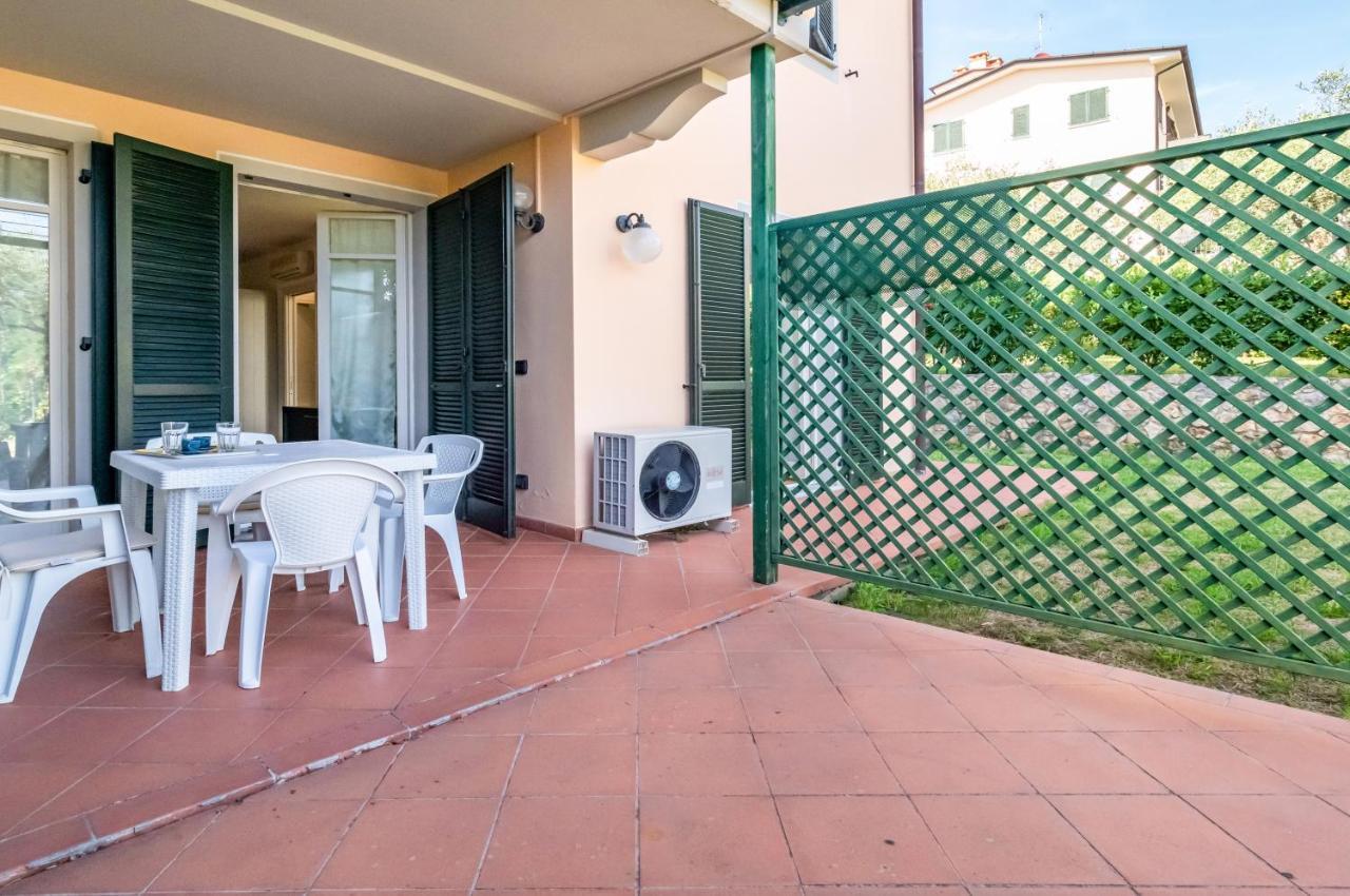 Appartement Piana Di Solaro Modern Flat & Swimming Pool à Lerici Extérieur photo